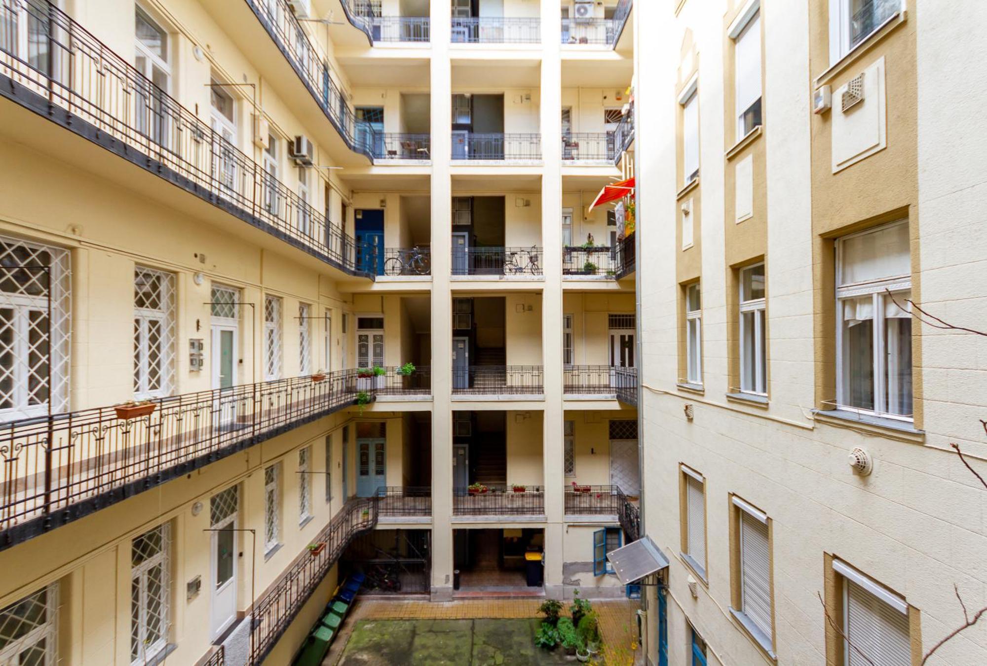 Stylish Suite Westend — Photos 1